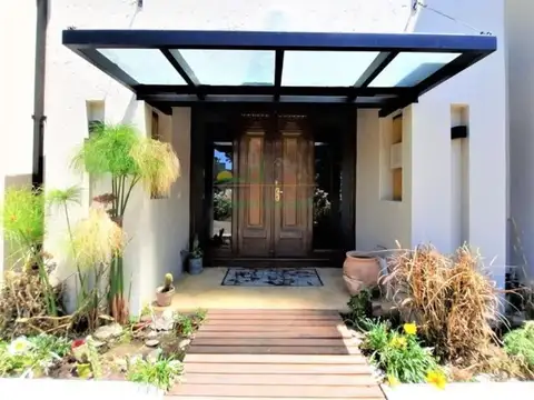 Casa en Alquiler de 4 dormitorios