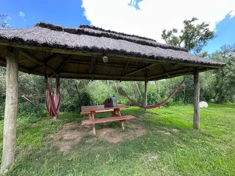 Casa 3 ambientes con 2 baños