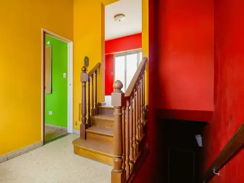 PH 3 ambientes, R.de Escalada–EXCELENTE UBICACION