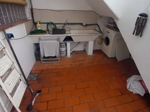 Almafuerte 4200, Piso 1