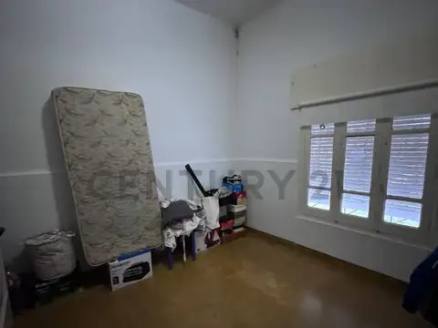 Victor Manuel 400, Piso 0