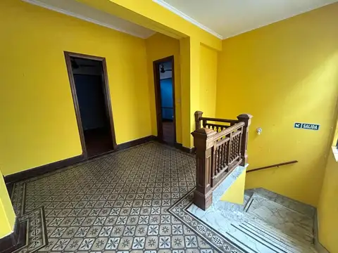 Importante propiedad comercial sobre Av. Centenario