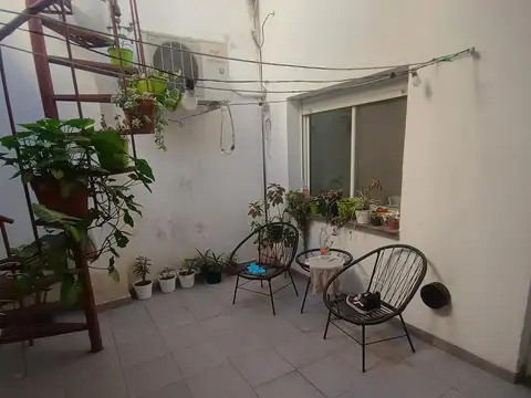 Casa en Alquiler en Republica De La Sexta, $ 900.000