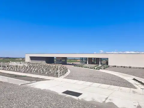 VENTA CASA 2 DORM. TUPUNGATO VALLEY EN OBRA