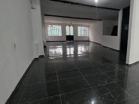 Casa Uso profesional o Comercial