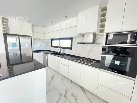 Casa en Venta en San Sebastián, USD 329.000