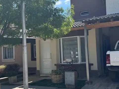 Casa en Venta en Russell, USD 120.000