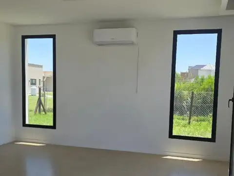 Casa en Venta en Guernica, USD 235.000