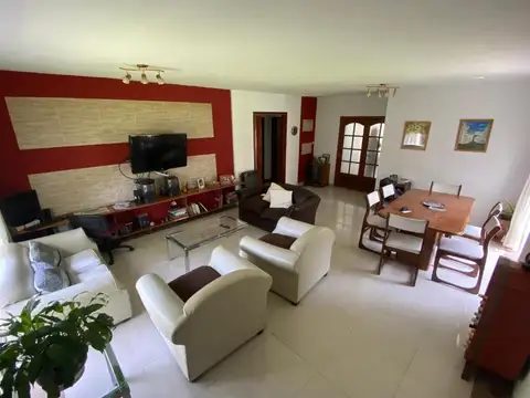 Casa en Venta en General Pacheco, USD 200.000