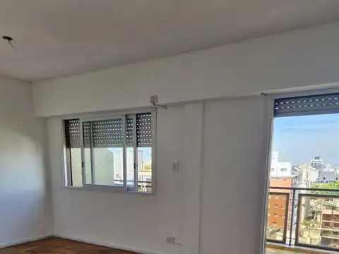 Av Independencia - Apto Credito 2000 , Piso 12