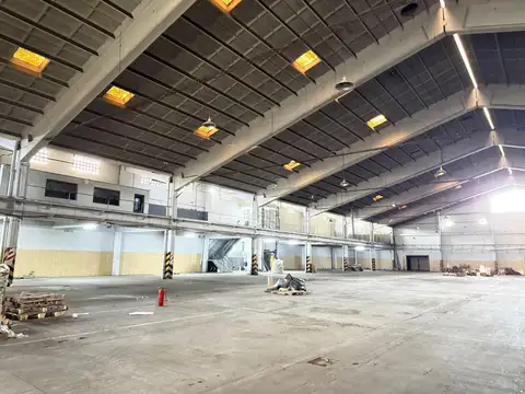 Galpon en Alquiler en Avellaneda, USD 18.600