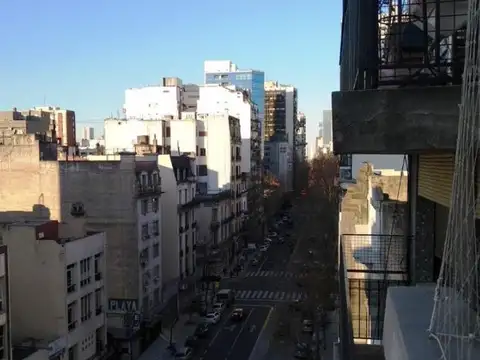Avenida Corrientes al 2000