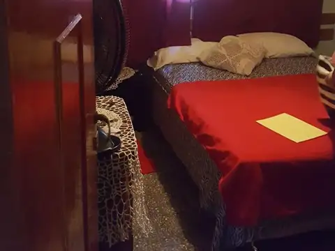 Vendo casa centrica posible permuta villa constitucion