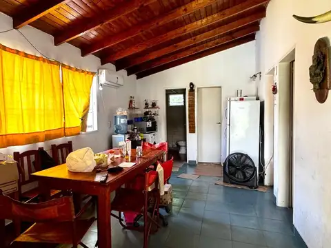 Casa 5 ambientes con 3 baños