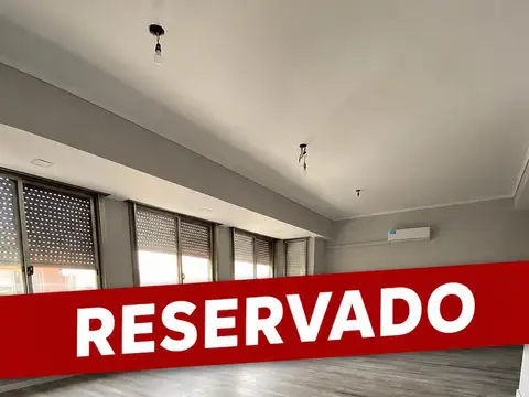 Alquiler Oficina 250m2 a metros de avenida - SIN EXPENSAS