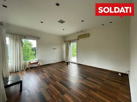 Casa moderna en Venta Club de Campo Armenia
