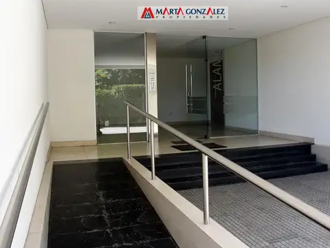 Departamento en Venta en Villa Sarmiento, USD 170.000
