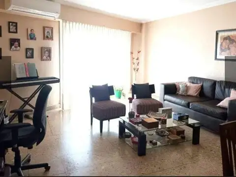 Av. San Martin 6380 , Piso 4