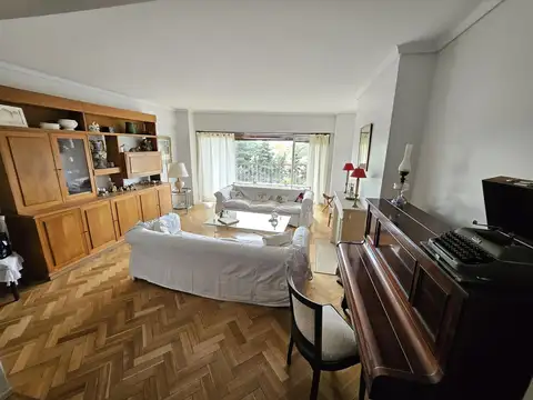 Departamento en Alquiler de 3 dormitorios