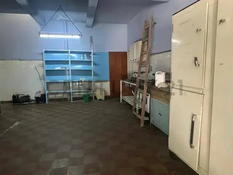 Local en Alquiler en Godoy Cruz, $ 2.000.000