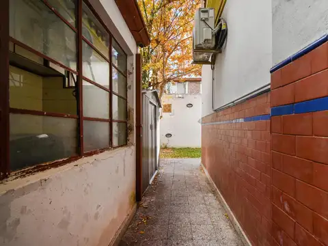 Depto Tipo Casa 4 ambientes con 2 baños