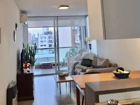 Departamento en Alquiler en Abasto, $ 550.000