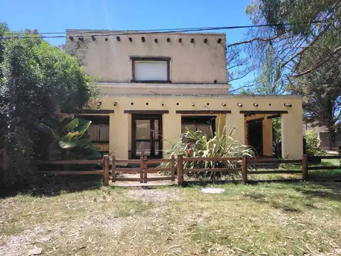 Casa de 7 ambientes en reserva Atlántida