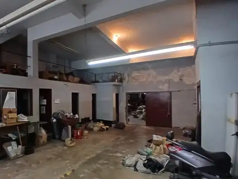 Galpón 650m2 en PH en 3 Plantas