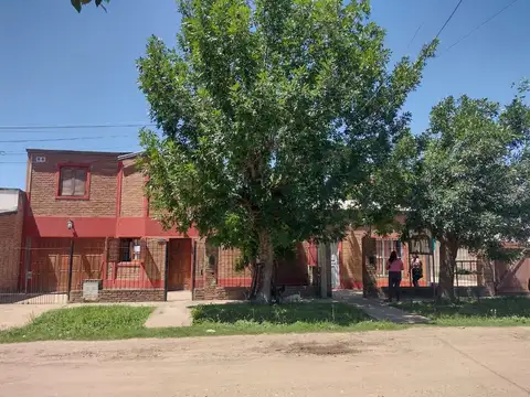 CASA Y LOCAL (OPRTUNIDAD)  EN VENTA,  SANTO TOME 