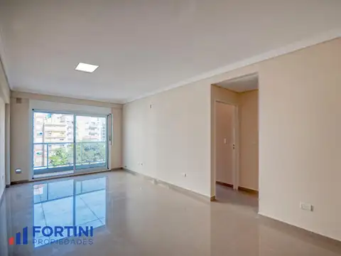 Departamento en Alquiler en Villa Ballester, $ 750.000