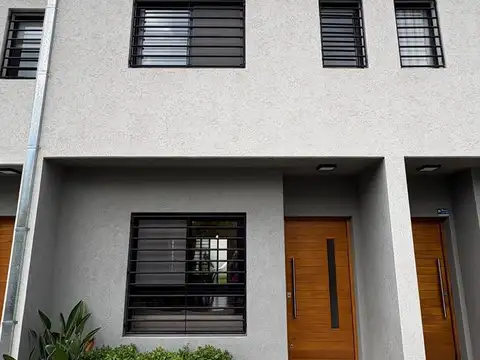 Duplex 3 ambientes en venta en Ituzaingo