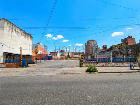 Terreno Venta y Alquiler en Moron Centro