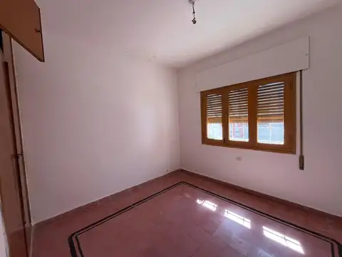 VENTA CASA + DEPARTAMENTO BARRIO ALBERDI