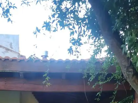 Casa Quinta con 6Ha sobre Ruta N° 6 en Villa Larca