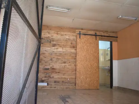 Av. Gral. Miguel De Azcuenaga 700