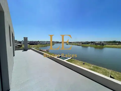 Casa en Venta en Santa Ana, USD 495.000