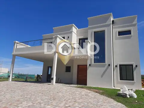 Casa en Venta de 5 dormitorios