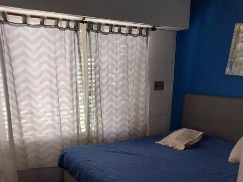 Casa de 4 amb. Muy Buen Estado. Lote de 8.66 x 25