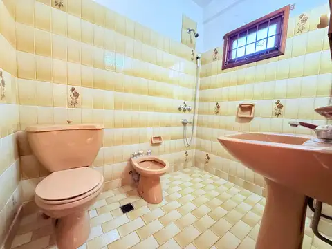 CHALET EN VENTA EN MAR DE AJO