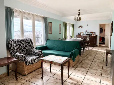 Departamento en Venta de 5 ambientes