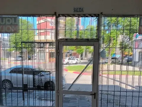 Local en Alquiler en Centro (Campana), $ 600.000