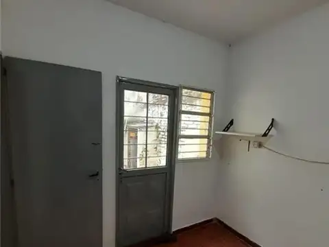 Casa en Alquiler con 1 cochera
