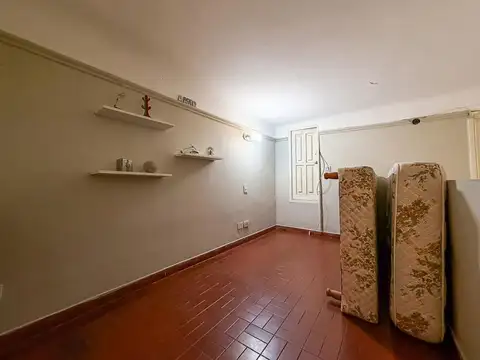 Depto Tipo Casa 4 ambientes con 1 baño