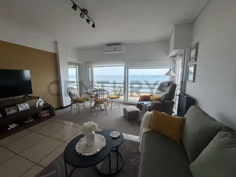VENTA DEPARTAMENTO 3 AMBIENTES RECICLADO FRENTE AL MAR