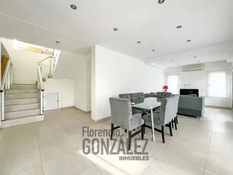Casa 5 ambientes con 4 baños