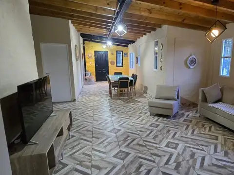Casa 4 ambientes con 1 baño