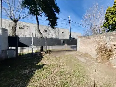 Terreno en Venta en Luis Guillon, USD 55.000