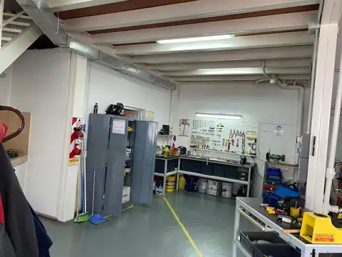 Galpon en Venta en San Carlos de Bariloche, USD 1.400.000