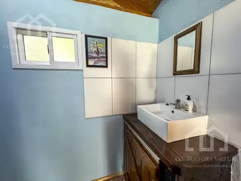 Casa 6 ambientes con 2 baños