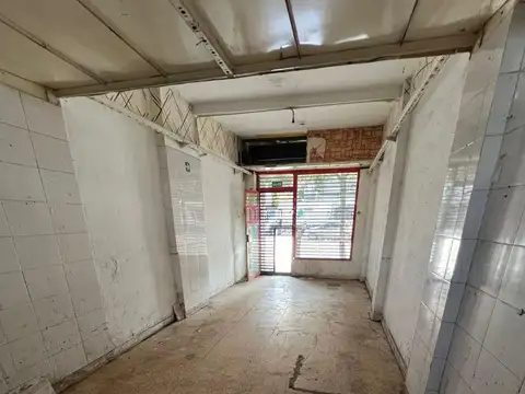 Local en Venta Via Pública